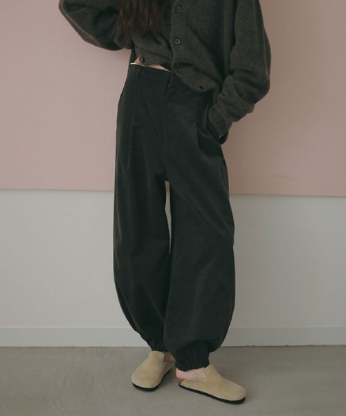 ETRE TOKYO（エトレトウキョウ） パンツ コーデュロイカーブジョガー