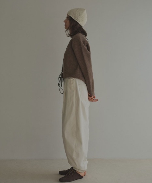ETRE TOKYO（エトレトウキョウ） パンツ コーデュロイカーブジョガー