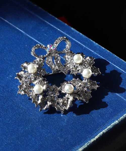 Three Four Time（スリーフォータイム） ブローチ 「X'mas」パール