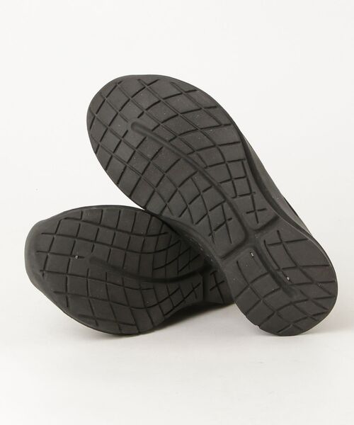 「OOFOS」 ローカットスニーカー 24cm ブラック レディース_画像3