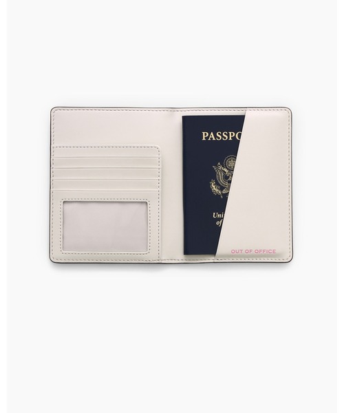 MARC JACOBS（マーク・ジェイコブス） パスポートケース THE PASSPORT