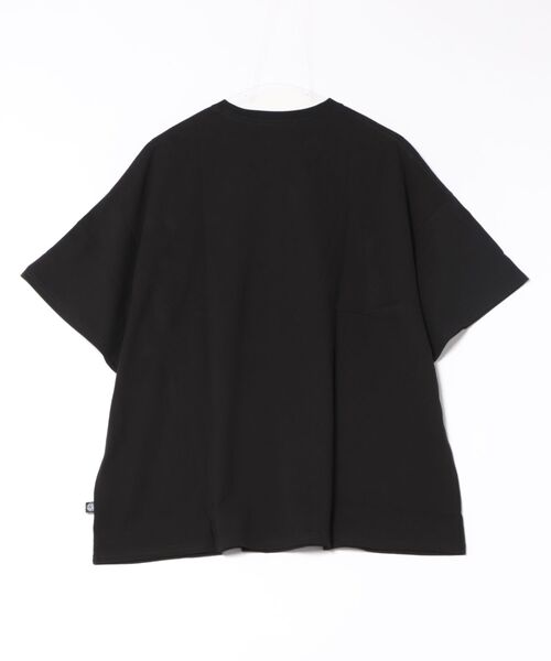 「Little sunny bite」 半袖Tシャツ MEDIUM ブラック レディース_画像2