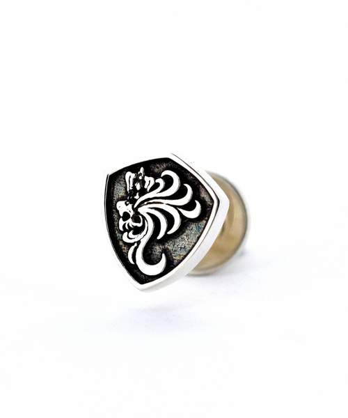(美品)LION HEART HOWL シールド ピアス　シルバー925 LION HEART ピアス LH HOWL シールドg.n.pピアス/シルバー925
