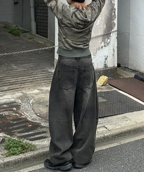 Chikashitsu+（チカシツプラス） ワイドパンツ ジーンズ 「Chikashitsu