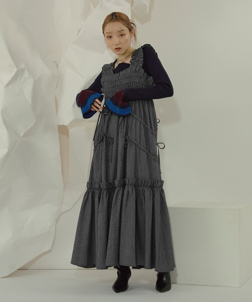 ワンピース m me eme Side ribbon tiered M me eme／Side ribbon tiered chiffon long onepiece(eme10385