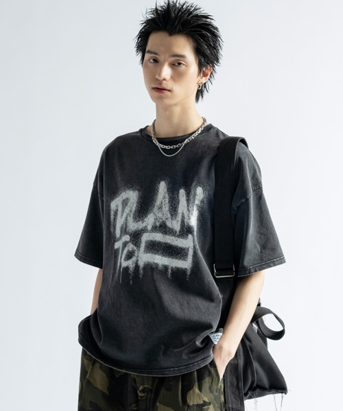 PLAN To tシャツ Vintage Design Pigment Spray Graphic Tee