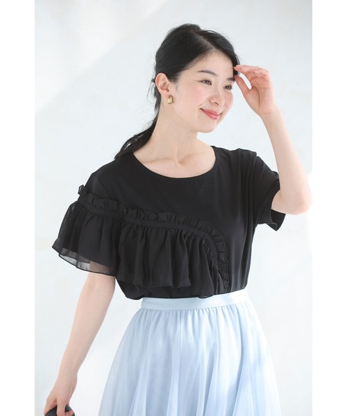 SからL対応  黒 流れるアシンメトリーフリルラインのカットソートップス cawaii tシャツ （黒）流れるアシンメトリーフリルラインの
