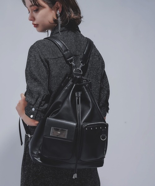 HARE プレートデザインミニリュック フェイクレザー 美品 リュック HARE デイバック リュック プレートデザインミニリュック(HARE