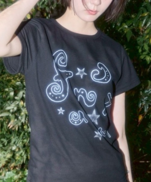 tシャツ 「FANCY CLUB」Gliter Mazy Logo Tee レディース FANCY CLUB tシャツ 「FANCY CLUB」Gliter Mazy Logo Tee