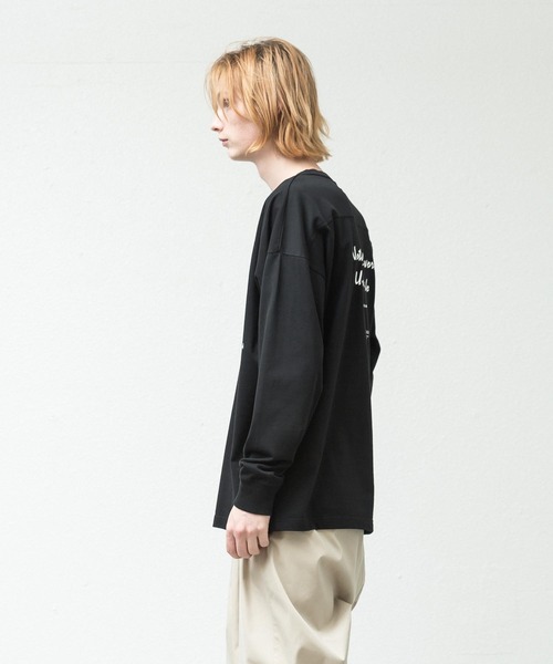 SLICK tシャツ ドロップショルダープリントTシャツ(Deeds not