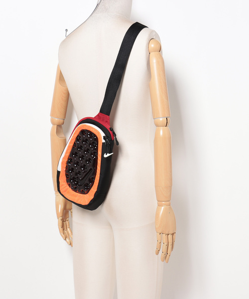 NIKE（ナイキ） ウエストポーチ U AIR MAX CROSSBODY バッグ FN0953