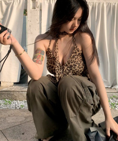 meJane（ミージェーン） キャミソール レオパード柄 ホルターネック