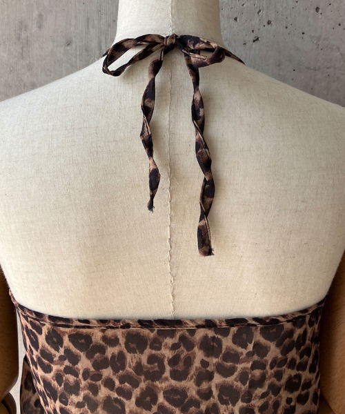 meJane（ミージェーン） キャミソール レオパード柄 ホルターネック