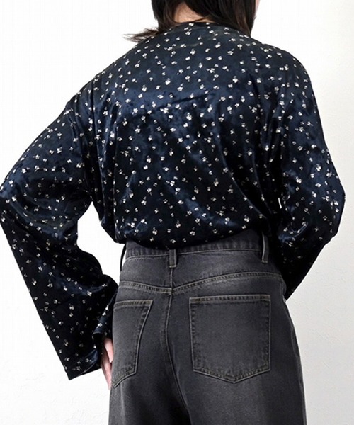 STYLEBLOCK tシャツ 小花柄ベロアオーバーサイズトップス