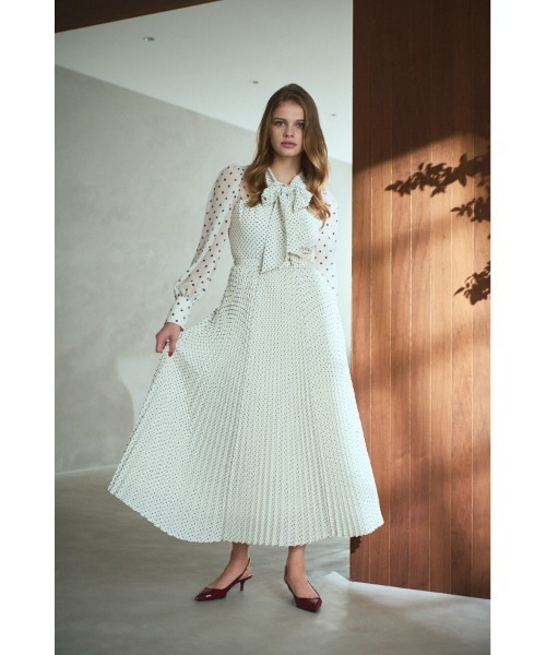 Estella.K ワンピース Allaria Pleated Dress ドットタイプリーツ