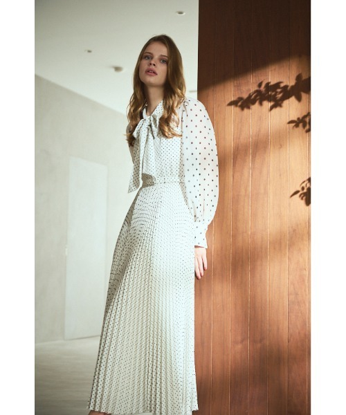 Estella.K ワンピース Allaria Pleated Dress ドットタイプリーツ