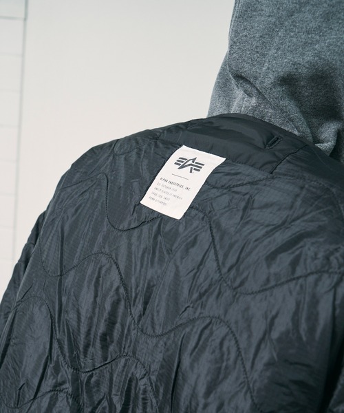 「Alpha Industries」 ノーカラーコート L ブラック メンズの画像