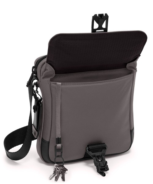 TUMI（トゥミ） ショルダーバッグ ALPHA BRAVO 「ジュニア」クロス
