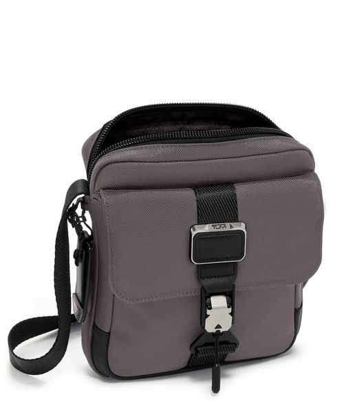 TUMI（トゥミ） ショルダーバッグ ALPHA BRAVO 「ジュニア」クロス