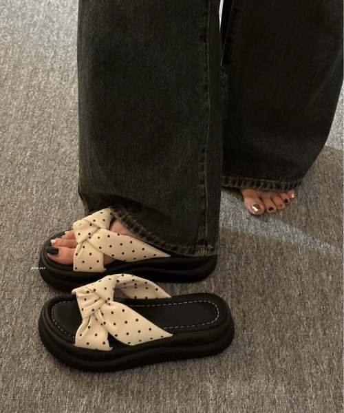 AsRiRe サンダル 新柄追加/ドット柄クロスリボン厚底サンダル