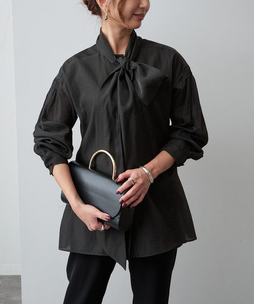 美品VERMEIL par iena VERMEILプリントブラウスボウタイ VERMEIL par iena（ヴェルメイユパーイエナ） ブラウス シャツ