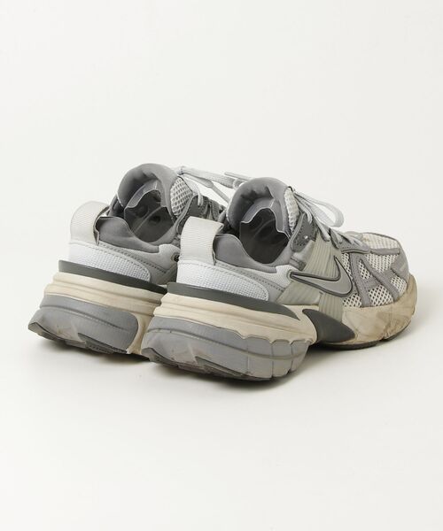 NIKE（ナイキ） V2K RUN ローカットスニーカー 23.5cm シルバー 