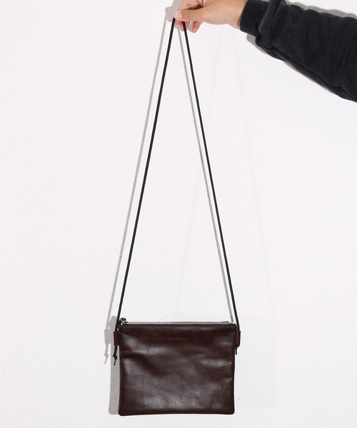 【セール】BICASH レザーショルダーバッグ 牛革サコッシュ BICASH ビカーシ / レザーショルダーバッグ 牛革サコッシュ