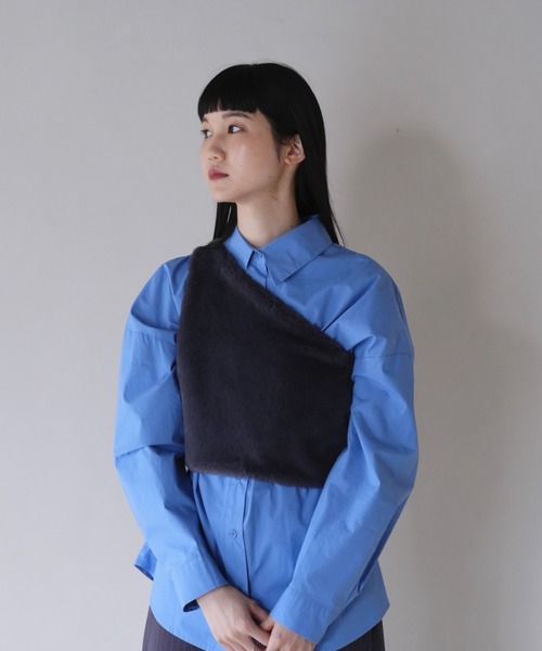 tシャツ 「ZOZO限定」ワンショルダー ファー ベスト ふわふわ レディース Uenui tシャツ 「ZOZO限定」ワンショルダー ファー ベスト