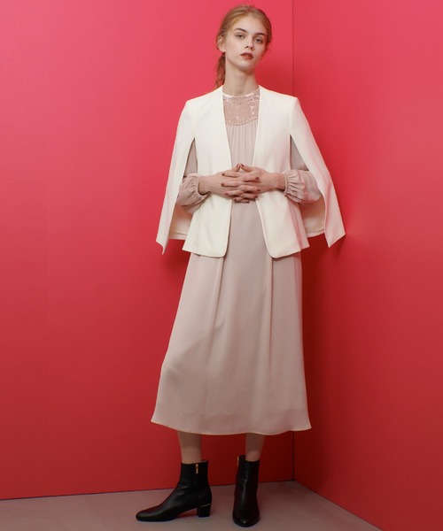 え*ん様 ルルウィルビー　リトルブラックケープジャケット　オフホワイト LOULOU WILLOUGHBY（ルルウィルビー） ジャケット ノーカラー