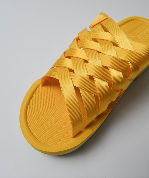 ジャッカル SHAKA サンダル 「IW4」「SHAKA/シャカ」TROPIC HIKE PLATFORM