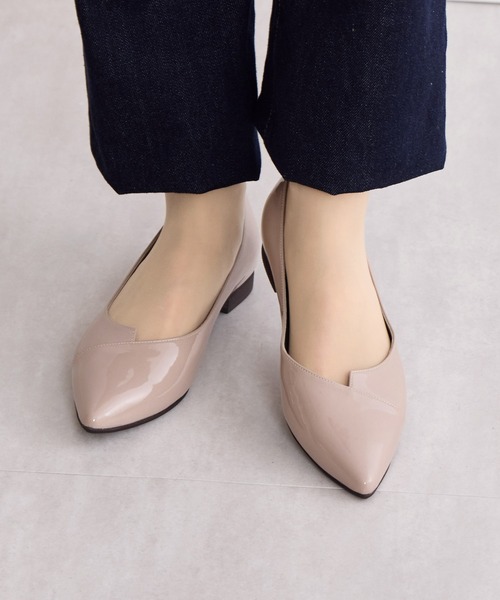 パンプス 「Made in Japan」アシンメトリーVカットフラットパンプス/641316の画像