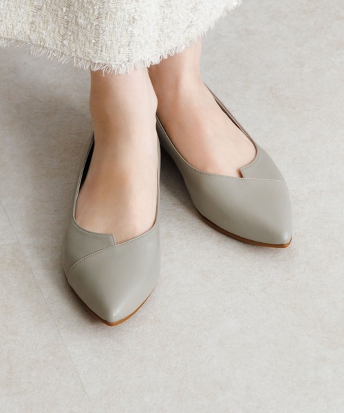 HIMIKO パンプス 「Made in Japan」アシンメトリーVカットフラット HIMIKO パンプス 「Made in Japan」アシンメトリーVカットフラット