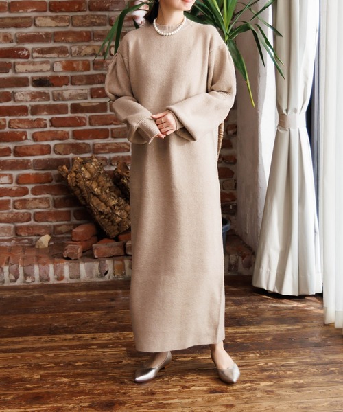 HIMIKO パンプス 「Made in Japan」アシンメトリーVカットフラット