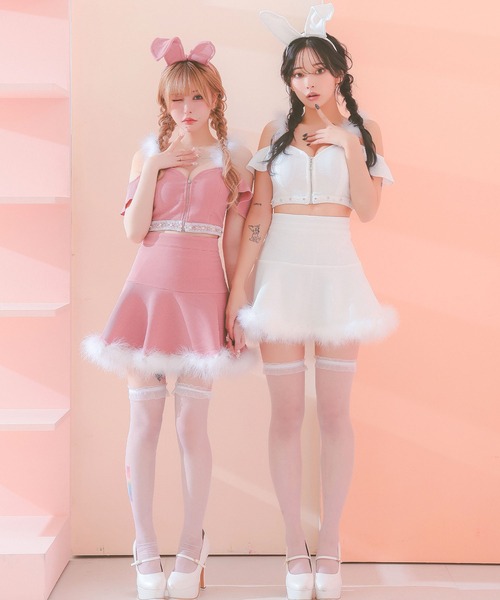 メイド風ギンガムチェックセクシーペアへそ出しフレアスカートバニーガール Tika（ティカ）の「ギンガムチェックパステルフリルリボンフレア