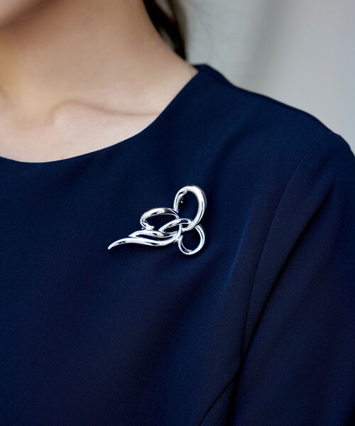 Tiaclasse ブローチ ツイストブローチ レディース : ZOZOTOWN Yahoo!店