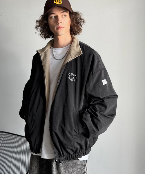 ブルゾン 黒・白リバーシブル Classical Origin ブルゾン アウター 「Classical Origin」「これ1着で