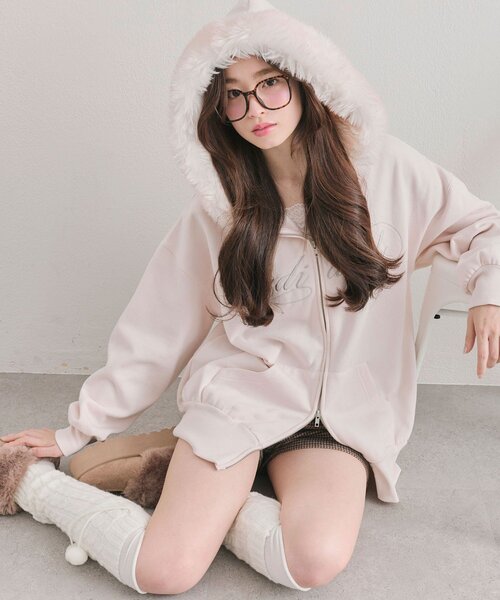 バーバリーロンドン パーカー アウター ファー付き ノバチェック ロゴ刺繍 L バーバリーロンドン パーカー アウター ファー付き ノバチェック ロゴ