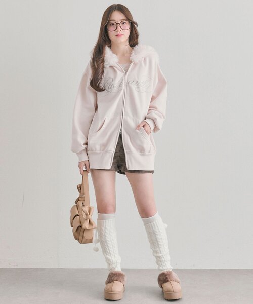 OLIVE des OLIVE（オリーブデオリーブ） パーカー ロゴ刺繍ファー付き