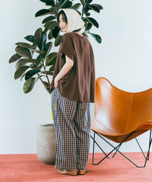 ワイドパンツ パンツ Gardenタックプリントパンツ レディースの画像