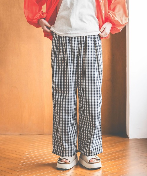 ワイドパンツ パンツ Gardenタックプリントパンツ レディースの画像