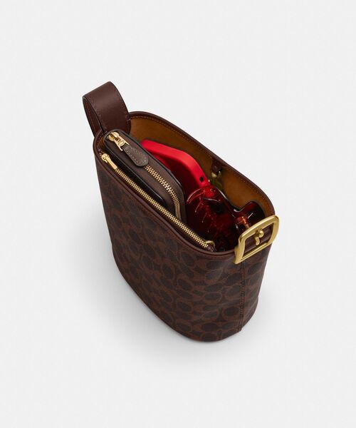 COACH（コーチ） ショルダーバッグ バッグ ブリーカーバケットバッグ21