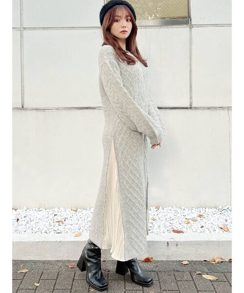 プリーツ切替ニットワンピ S-LL】カジュアルにもきれいめにもマッチする プリーツ切替 ニット