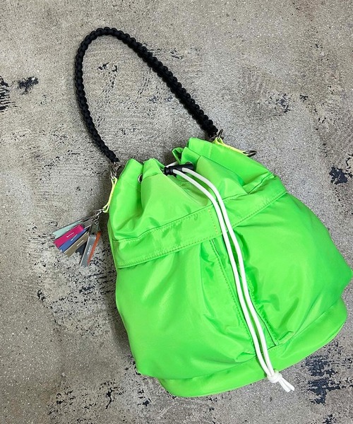 Magine トートバッグ cheek: kinchaku code 2 way tote 巾着コード2WAY