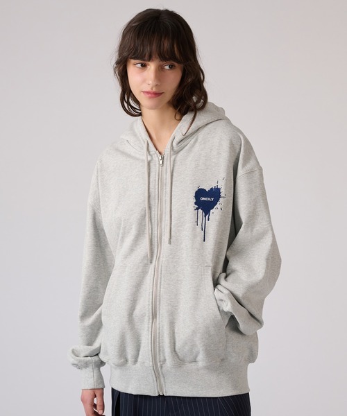ONCILY（オンシェリー） パーカー HEART LOGO FULL-ZIP HOODIE