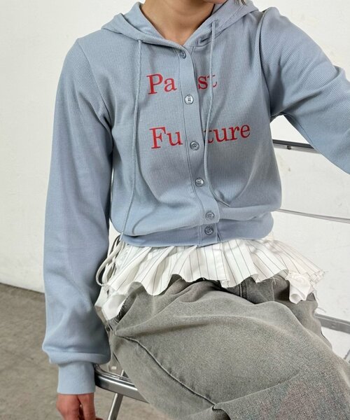 WHO’S WHO gallery PAST FUTUREロゴパーカー WHO'S WHO gallery パーカー PAST FUTUREロゴパーカー