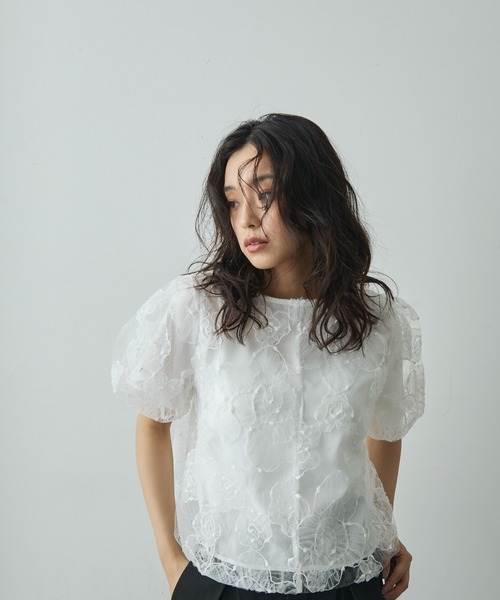 Lunea ブラウス シャツ 夏 半袖 フラワーチュールレーストップス