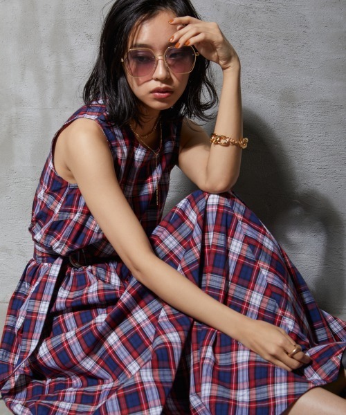 GEVS.（ジェイヴィス） 「SMILELAND」ノースリーブワンピース 4L