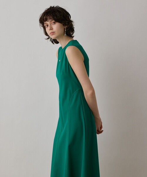 美品✨️グレースコンチネンタル ロングワンピース ノースリーブ ベージュ 36 GRACE CONTINENTAL（グレースコンチネンタル） ノースリーブワンピース