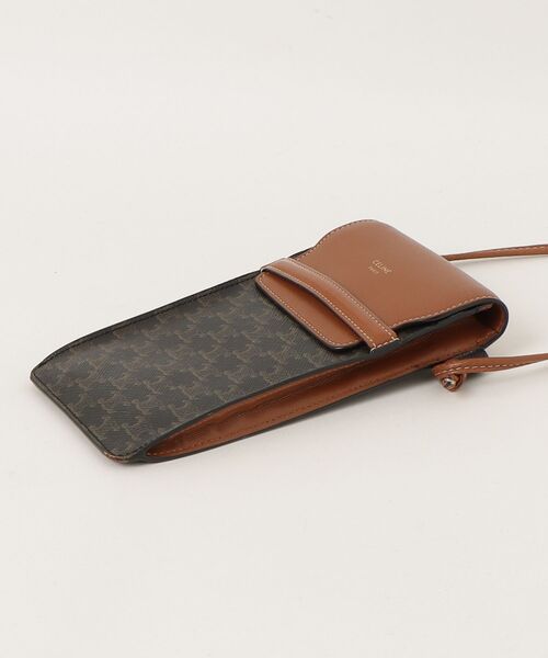 CELINE ブラウンショルダーポーチ CELINE（セリーヌ） ショルダーバッグ - ブラウン レディース
