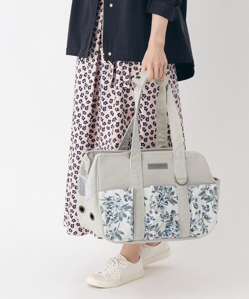 LAURA ASHLEY（ローラアシュレイ） ペット用 キャリーバッグ